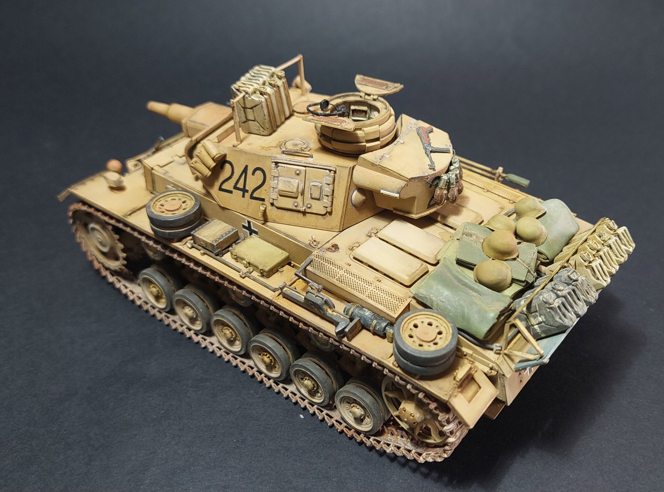 01Knjwdjbvv3Eh6Wy7Bnep64S1