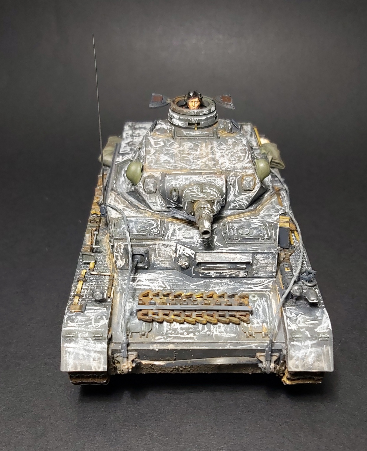 01Knjwhj8Y8Q0Qs02133Zf1X05