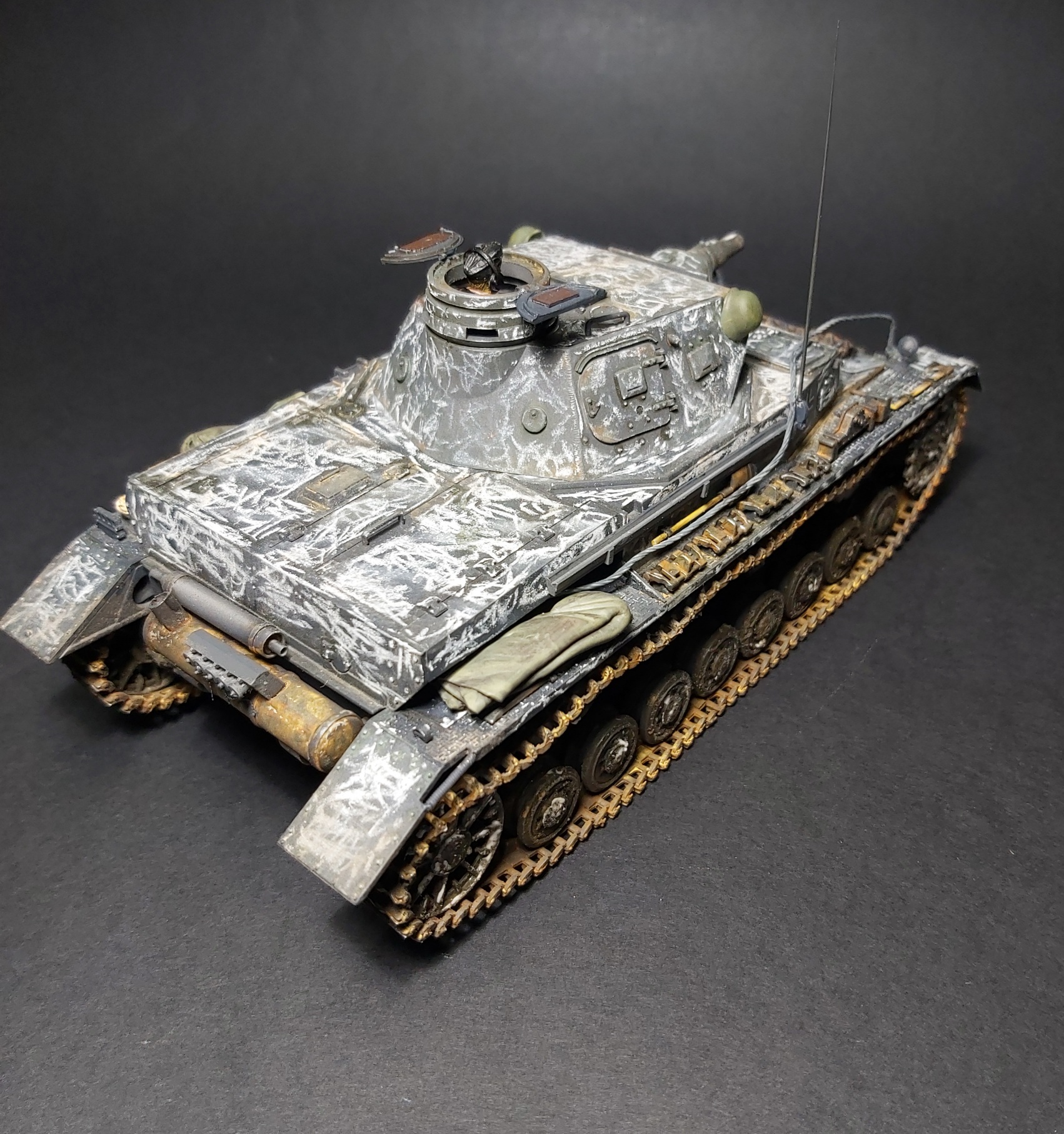 01Knjwhj95N4Hc37Af927Twaj7